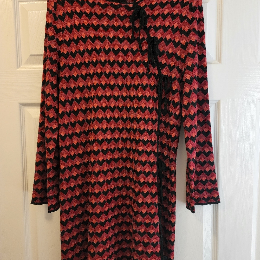 NWOT Long sleeve, knit dress by Zara. Size Large